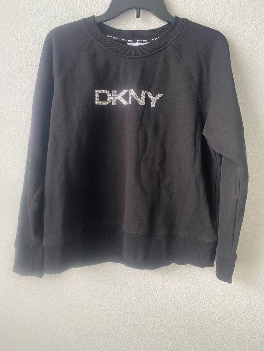 DKNY Sport Women's Black Rhinestone Logo Raglan Sweatshirt Size L